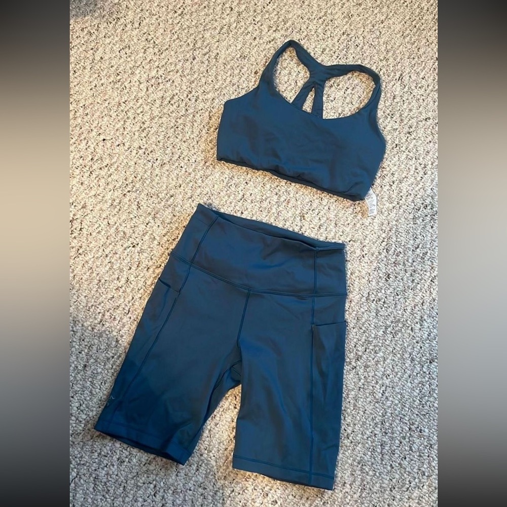 Arcteryx ESSENT HIGH-RISE SHORT 8" WOMEN'S with ESSENT BRA WOMEN'S matching set